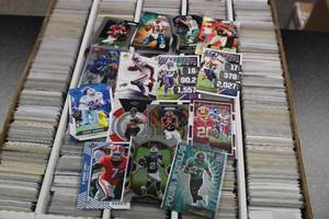 lot 42 image: Budget Monster Box Football Semistars & Stars Lot