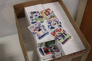 lot 78 image: 2020 Donruss Football Bulk Lot  4500-5000 Cards