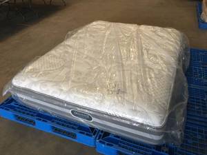 Brand New Simmons Beautyrest Recharge World Class Pacific Series 1000 Queen Mattress