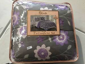Brand New Bardot Blush 7-piece Queen Comforter Set