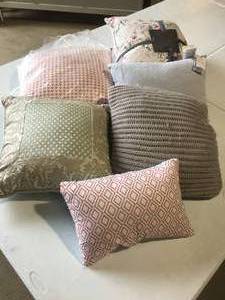 BIG Brand New Department Store Closeout Decorative & Throw Pillows Variety Lot