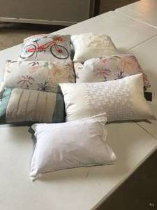 BIG Brand New Department Store Closeout Decorative & Throw Pillows Variety Lot