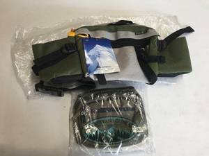 Brand New Everest Dual Squeeze Hydration Pack and Woodland Creek Mini Storage Bag