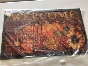 Brand New 30 x 18 Fall Seasonal Welcome Mat