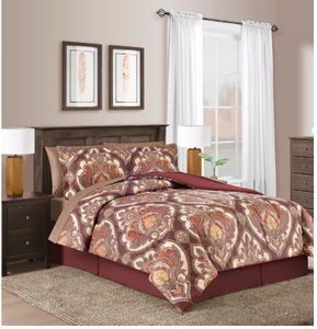 Brand New Fairfield Square Collection Estelle Reversible 8-Pc. Queen Comforter Set