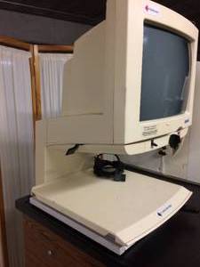 lot 17 image: TeleSensory Aladdin AL1A Monitor Low Vision Video Magnifier For The Visually Impaired - Great Working Condition