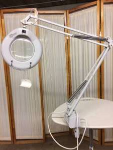 lot 38 image: LTS Magnifying Lamp Light - Needs New Bulb - Can Be Purchased At Hardware Store For $5.00 - Tested As Working