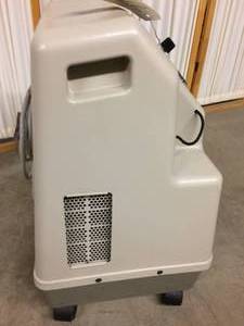 WOW MSRP $1400 INVACARE 5 LITER WITH SENSO2 OXYGEN CONCENTRATOR&nbspDesigned To Reduce Unscheduled Maintenance Great For&nbspOxygen Bars, Spas, Torch Welding, Glass Works, Fish Farming &amp More - Great Working Condition