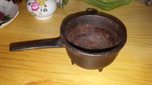 lot 13 image: Chotokkes slippers new, cast pot and more