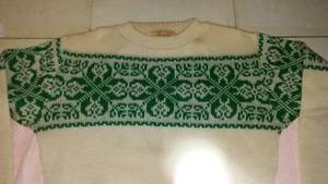 lot 69 image: Jersild 100% wool sweater- Vintage  Neenah, WI.