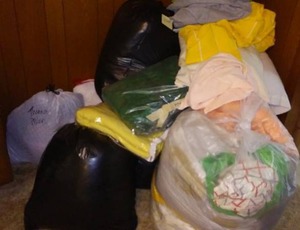 lot 71 image: Blankets, pillows, afghans, bedding and more.