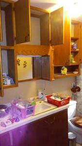 lot 82 image: Contents of bathroom