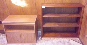 lot 105 image: TV stand- swivel and bookcase.