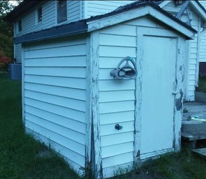 lot 122 image: Insulated shed