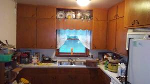 lot 151 image: Oak Kitchen cabinets THURSDAY REMOVAL