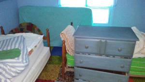 lot 152 image: Entire Upstairs Contents