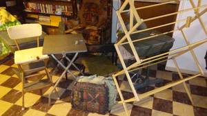 lot 157 image: Miscellaneous furniture
