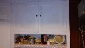 lot 170 image: Cabinets and contents.