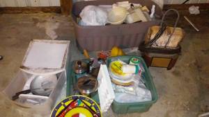 lot 189 image: Camping lot, Pots, pans, plastic ware, Vintage propane heater and more.