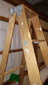 lot 190 image: 8 ft.Wood Step Ladder- good shape
