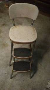 lot 216 image: Vintage Step Stool.