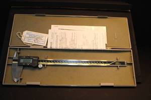lot 5 image: Mitutoyo 12 Inch Vernier Digital Caliper