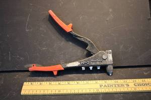 lot 30 image: Blue Point HP-2 Marson Rivet Tool USA