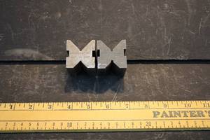 lot 42 image: Lot of 2 Machinist Blocks