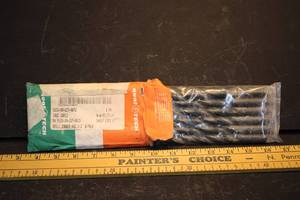 lot 51 image: Lot of a half-dozen  Jobber Length HS Drill Bits USA