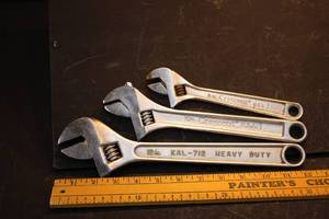 lot 90 image: Lot of 3 Adjustable Wrenches