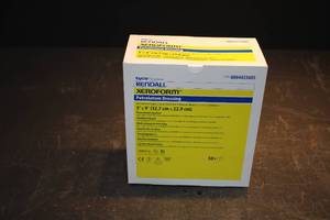 lot 122 image: Box of 50 Kendall Xeroform Petrolatum Dressing 5 x 9