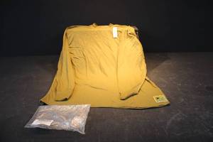 lot 129 image: NEW USMC FROG Long Sleeve Silkweight Shirts size XL