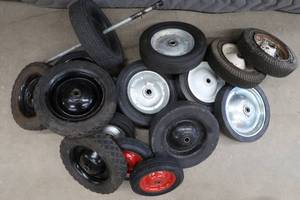 SMALL HARD TIRE ASSORTMENT