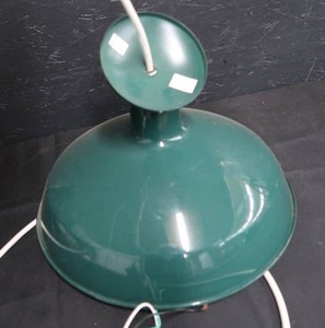16 PORCELAIN  LIGHT