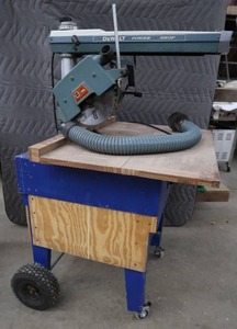 DEWALT POWER SHOP  BLACK & DECKER RADIAL ARM SAW