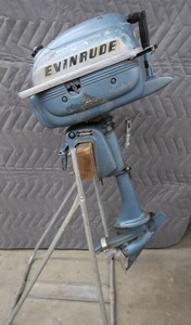 EVINRUDE LIGHTENING MOTOR