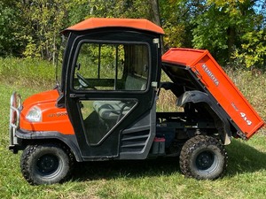 lot 1 image: Kubota RTV-900 Utility Vehicle