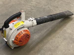 lot 15 image: Stihl Handheld Gas-Powered Blower