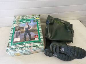 Chest Waders Size 10 Rubber