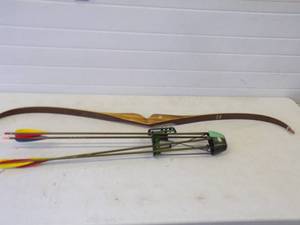 Bow Arrows and Quiver