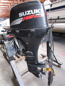 Suzuki OB parts motor, 4 stroke EFI...