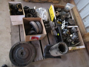 Marine carburetors - two boxes, bea...