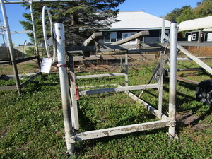 ShoreStation personal watercraft li...