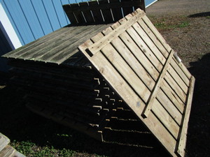 Cedar panels - 4ft x 4ft for Vibo D...