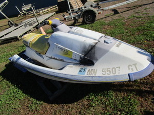 Yamaha Wave Runner - PARTS only - y...