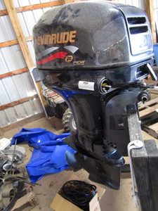 Evinrude Ficht 90hp FFI PARTS motor...