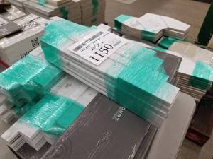 Lot of ( 40 ) Ledger Carrara Tile 6x20 White