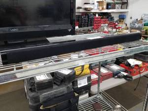 lot 406 image: iLive 37 HD Sound Bar with Bluetooth Wireless