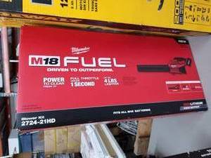 lot 411 image: Milwaukee 2724-21HD Blower Kit (in box)  with M18 Battery and Charger