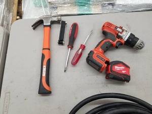 lot 417 image: Tools  with Black & Decker 12V Cordless Drill (no battery), Screwdrivers, Allen Wrench, Claw Hammer, Milwaukee 16ft Tape Measure